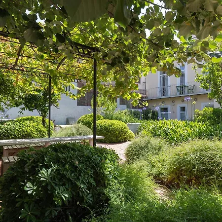 Апартаменти Graca Hidden Garden By Lovelystay Лісабон