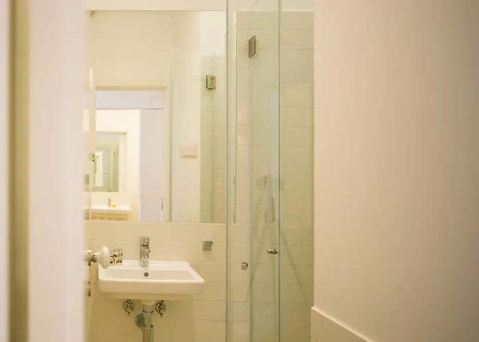 Graca Hidden Garden By Lovelystay شقة