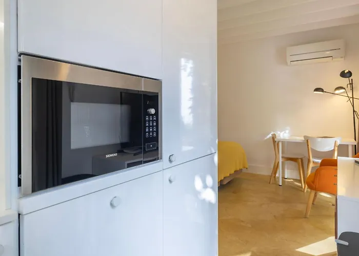 Graca Hidden Garden By Lovelystay شقة